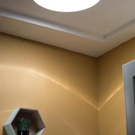 Duplex Liberté-grande Terrasse-clim-quartier Roquette *