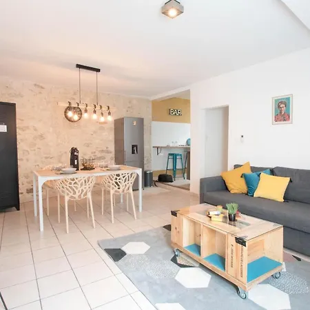 Duplex Liberte-grande Terrasse-clim-quartier Roquette * Arles